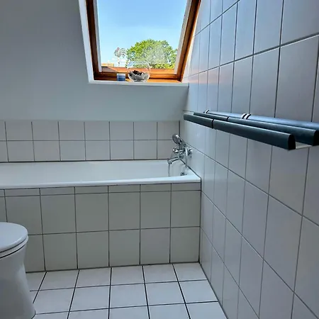 Tohuus Op'n Doerp * Grossenbrode