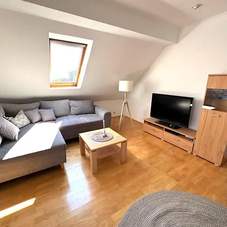 Tohuus Op'n Doerp Appartement